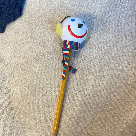 Jack in the Box Antenna Topper Ball Winter 2003 - Picture 1 of 5